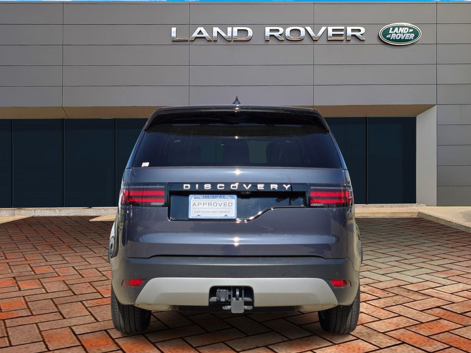 Used 2025 Varesine Blue Metallic Land Rover S image 5