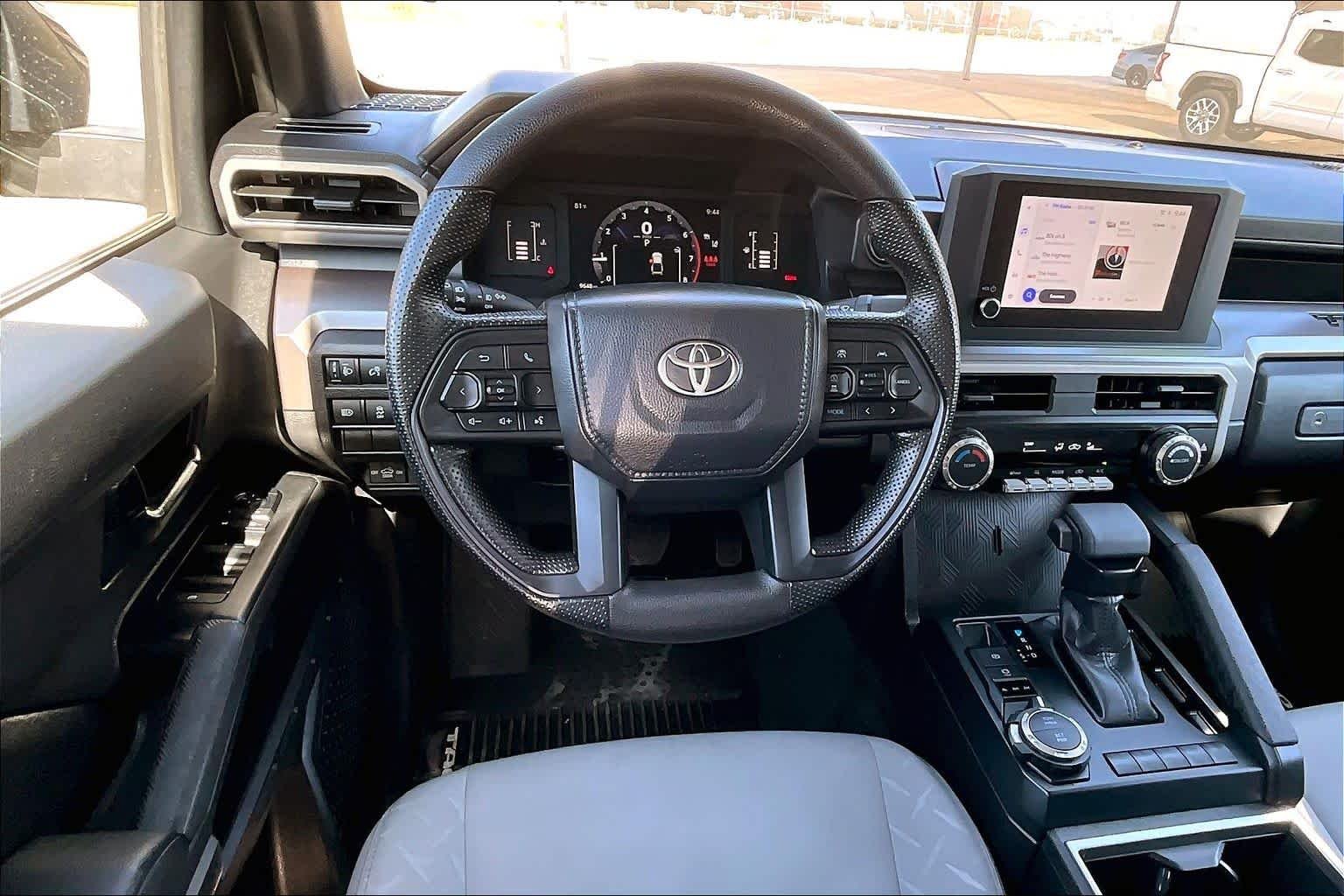 2024 Toyota Tacoma SR5 - Photo 6