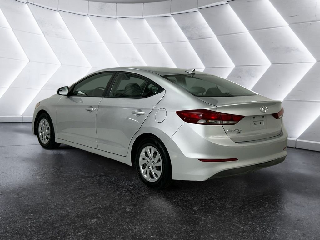 Used 2017 Silver Hyundai SE image 6