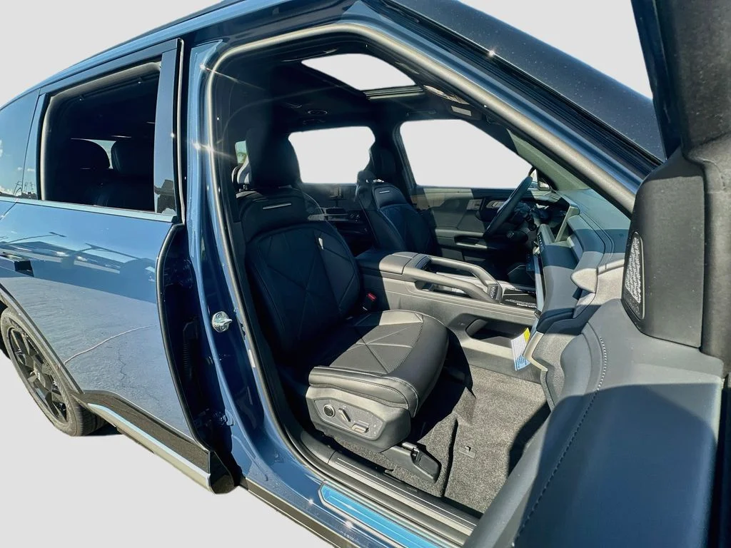 New 2027 Midnight Lake Blue Kia SX image 31