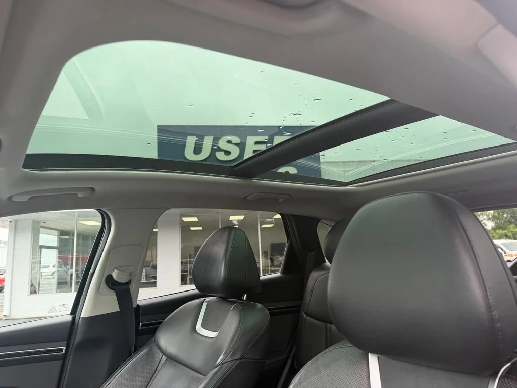 Used 2022 Blue Hyundai Limited image 17