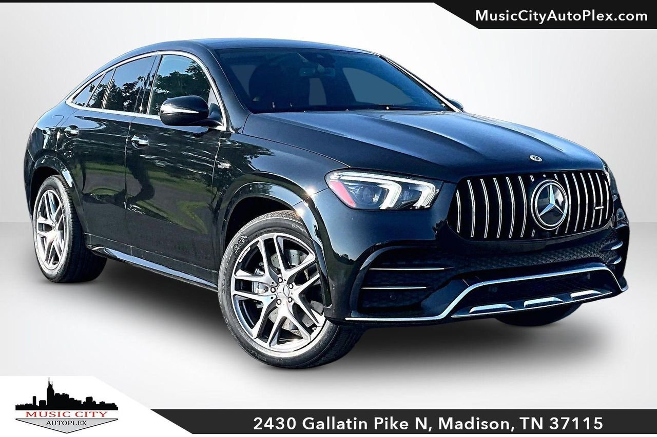 Used 2022 Black Mercedes-Benz 4MATIC® image 1