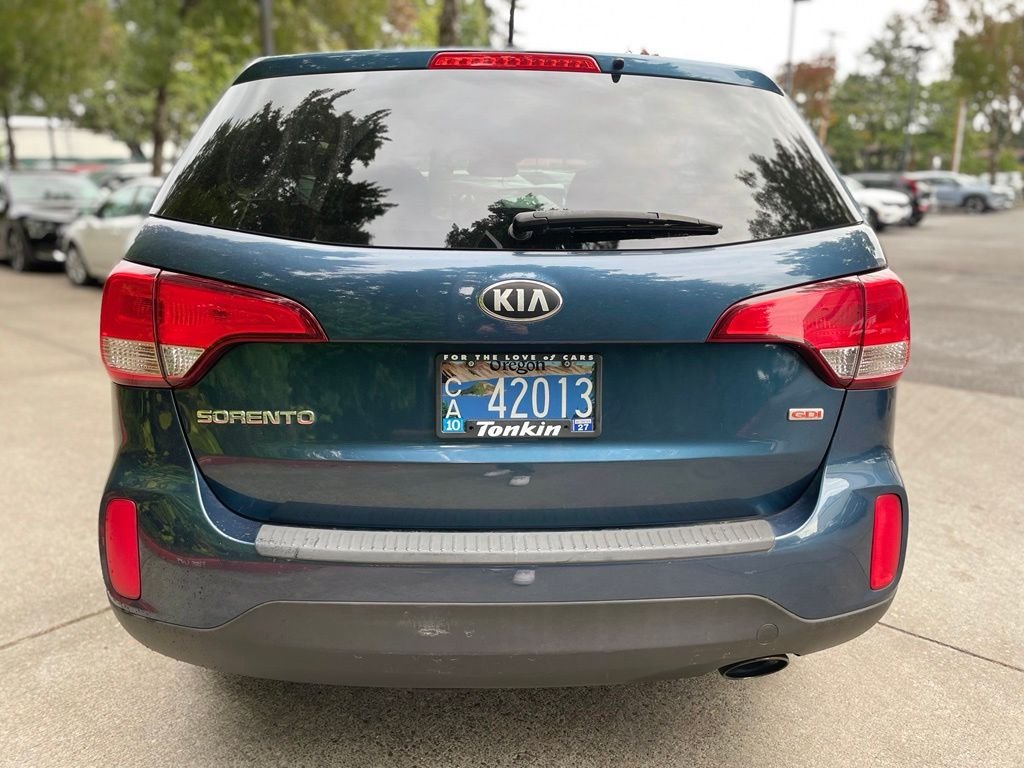 Used 2014 Wave Blue Kia LX image 5