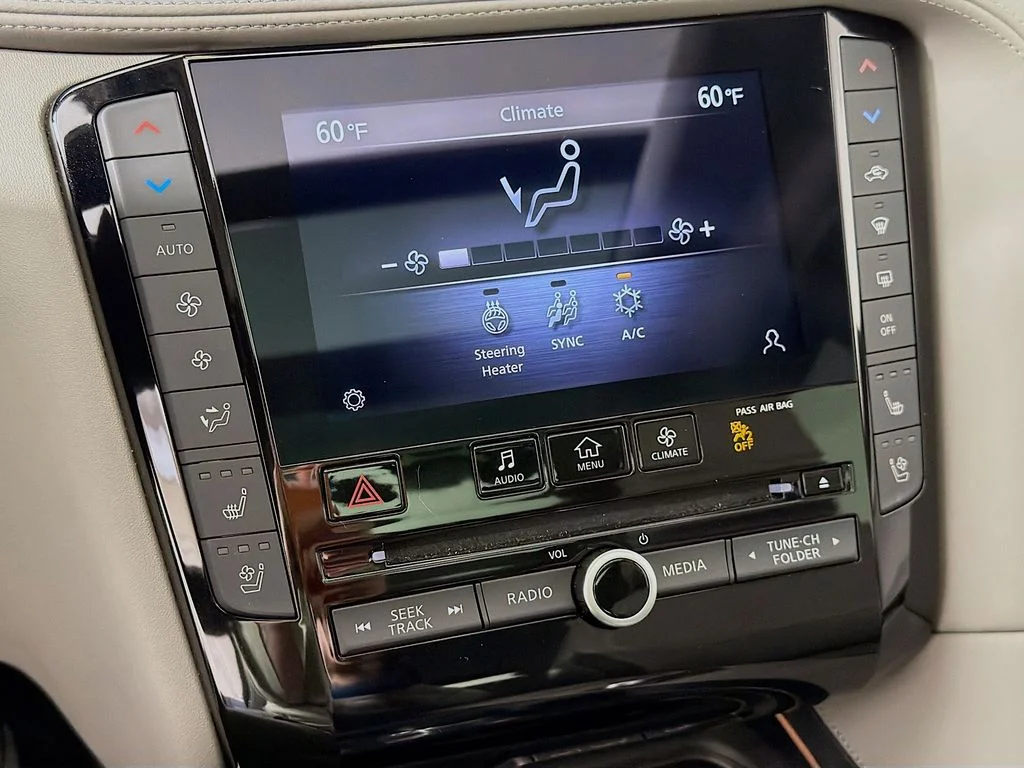 Used 2023 Slate Gray INFINITI SENSORY image 16