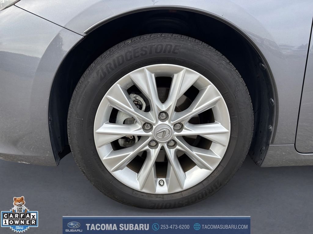 Used 2013 Gray Lexus 300h image 9