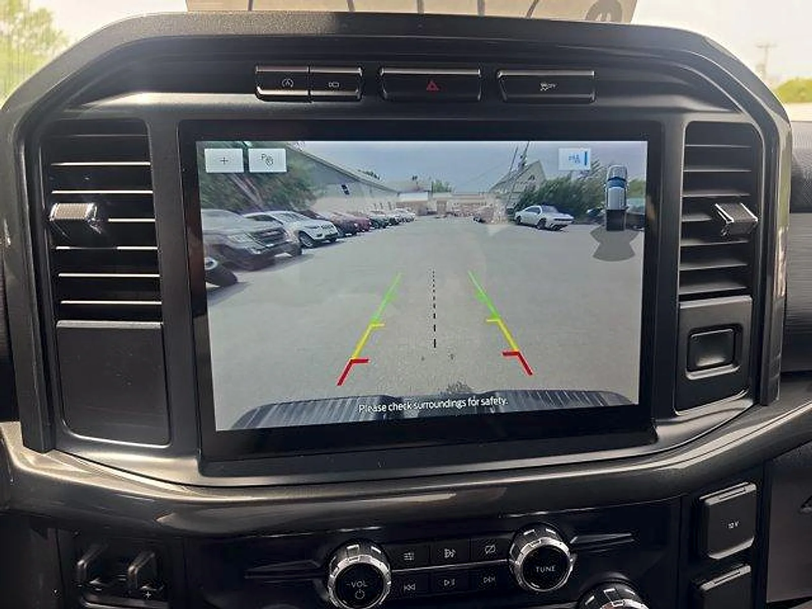 Used 2021 Oxford White Ford XLT image 21