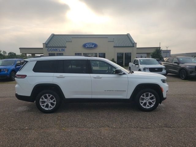 Used 2021 White Jeep Limited image 23