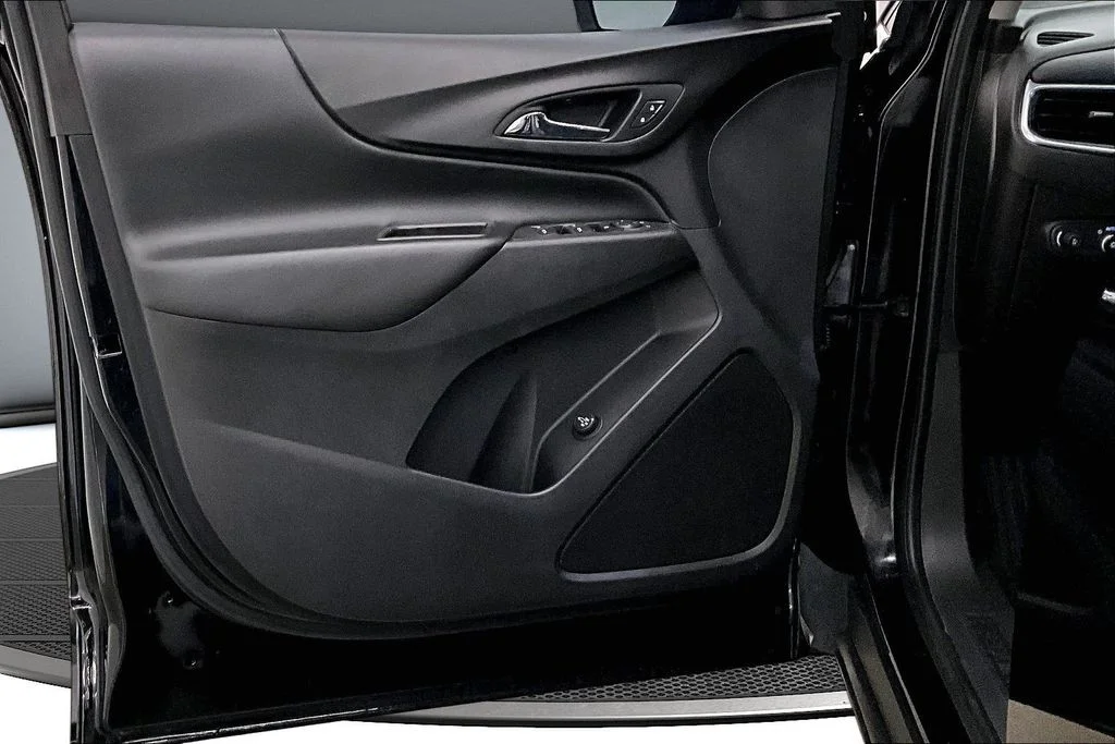 Used 2022 Black Chevrolet LT image 20
