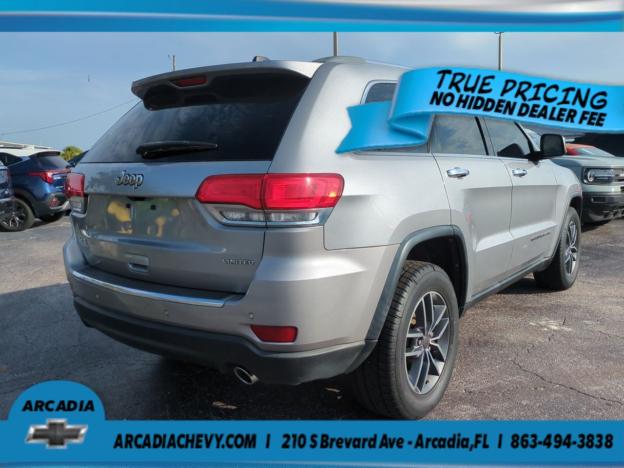 Used 2019 Billet Silver Metallic Clearcoat Jeep Limited image 4