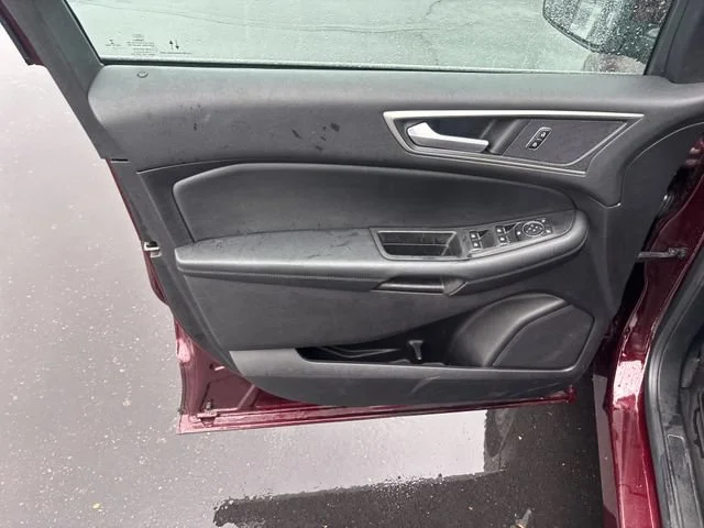 Used 2021 Red Ford SEL image 12