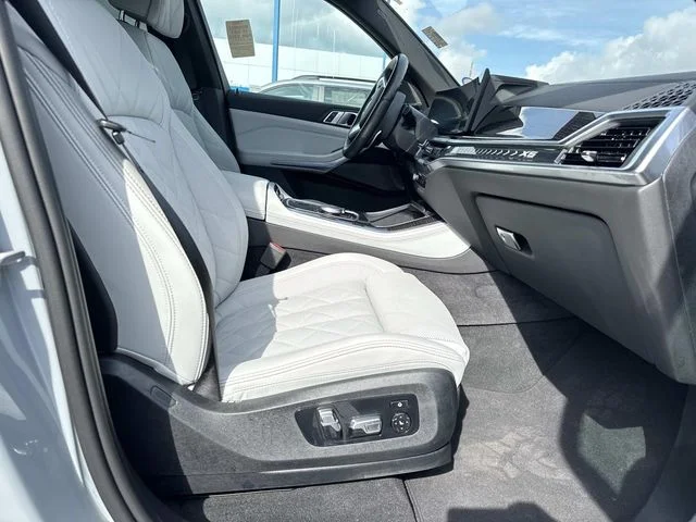 Used 2026 Gray BMW sDrive40i image 25