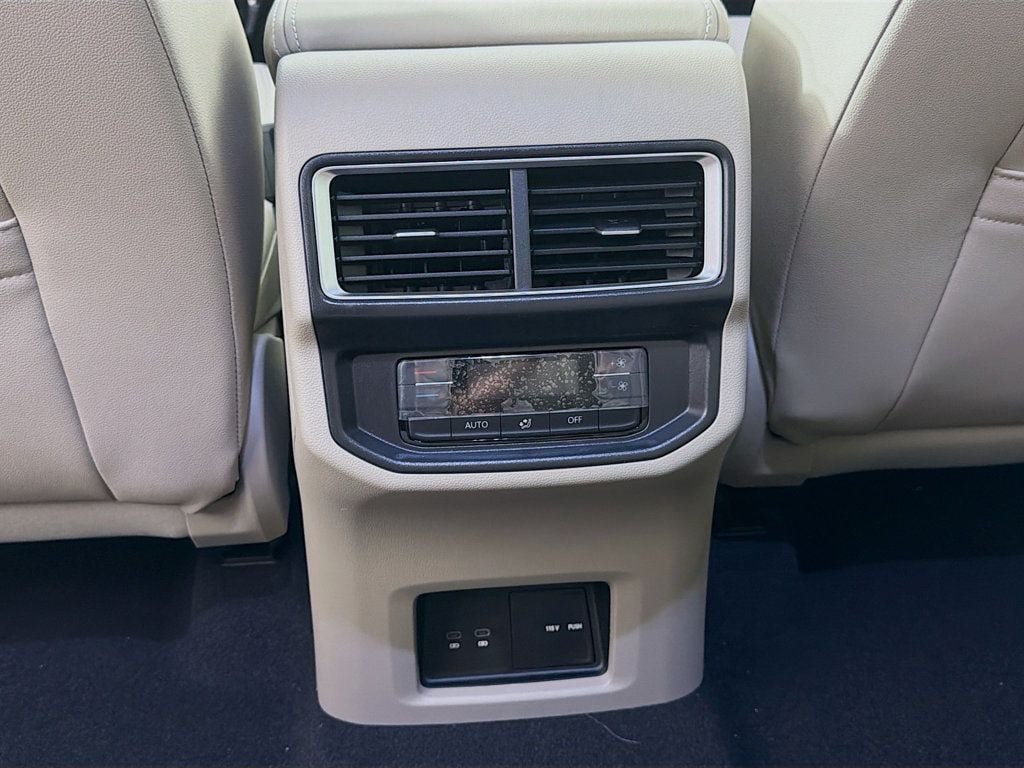 New 2026 Pure Gray Volkswagen 2.0T SE w/Technology 4MOTION image 24