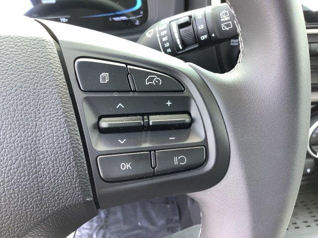 New 2026 Onyx Black Hyundai SEL image 29