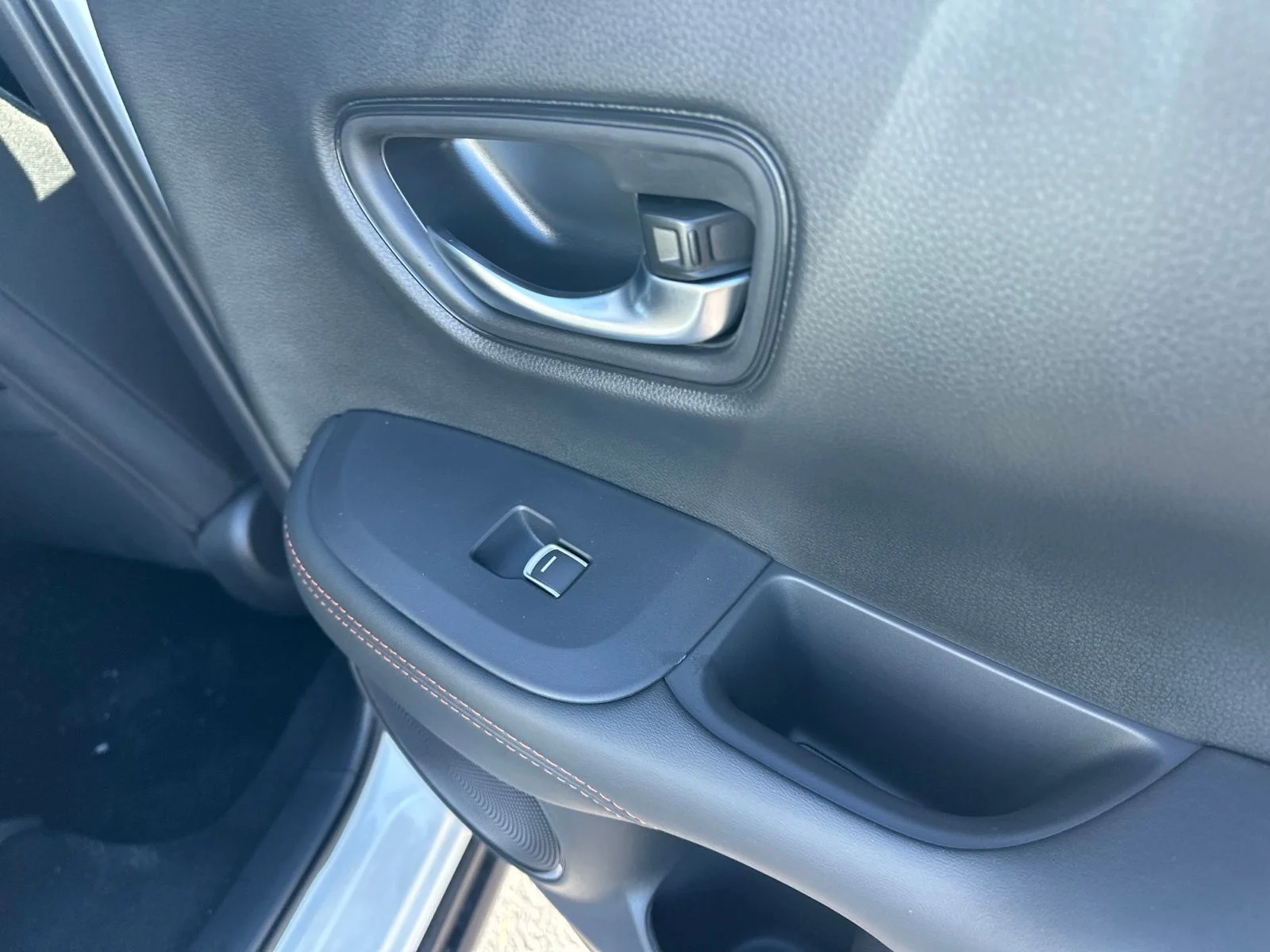 New 2027 Platinum White Pearl Honda Sport AWD image 31