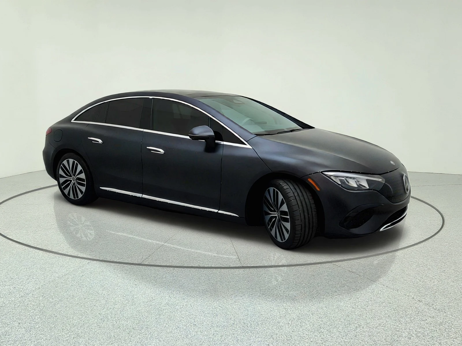 Certified Used 2023 MANUFAKTUR Graphite Grey Magno Mercedes-Benz EQE 350 image 5