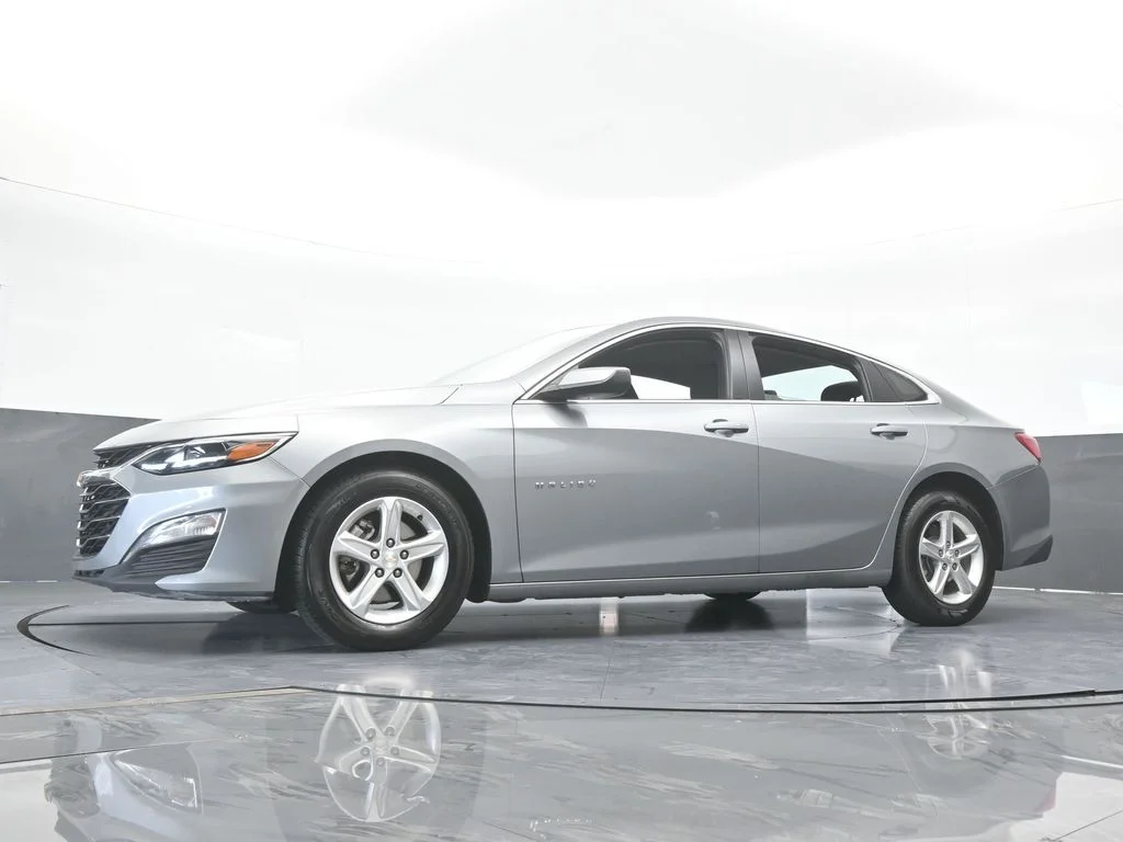 Used 2024 Sterling Gray Metallic Chevrolet LT image 55