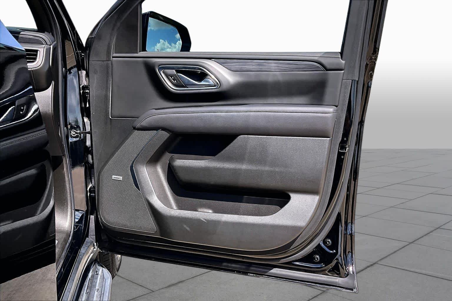 Used 2021 Onyx Black GMC SLT image 23
