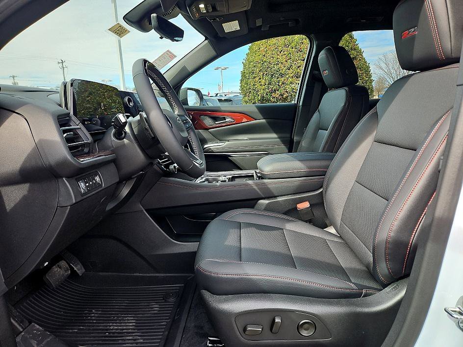 2026 Chevrolet Traverse Z71 - Photo 9