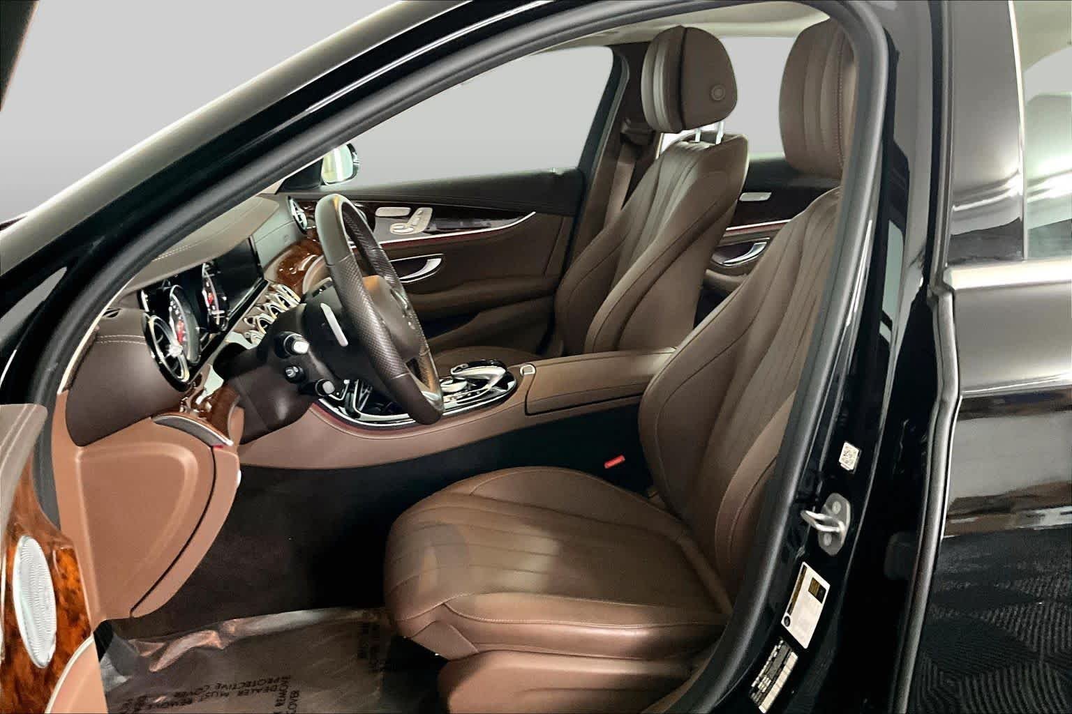 Used 2018 Black Mercedes-Benz E 400 image 9