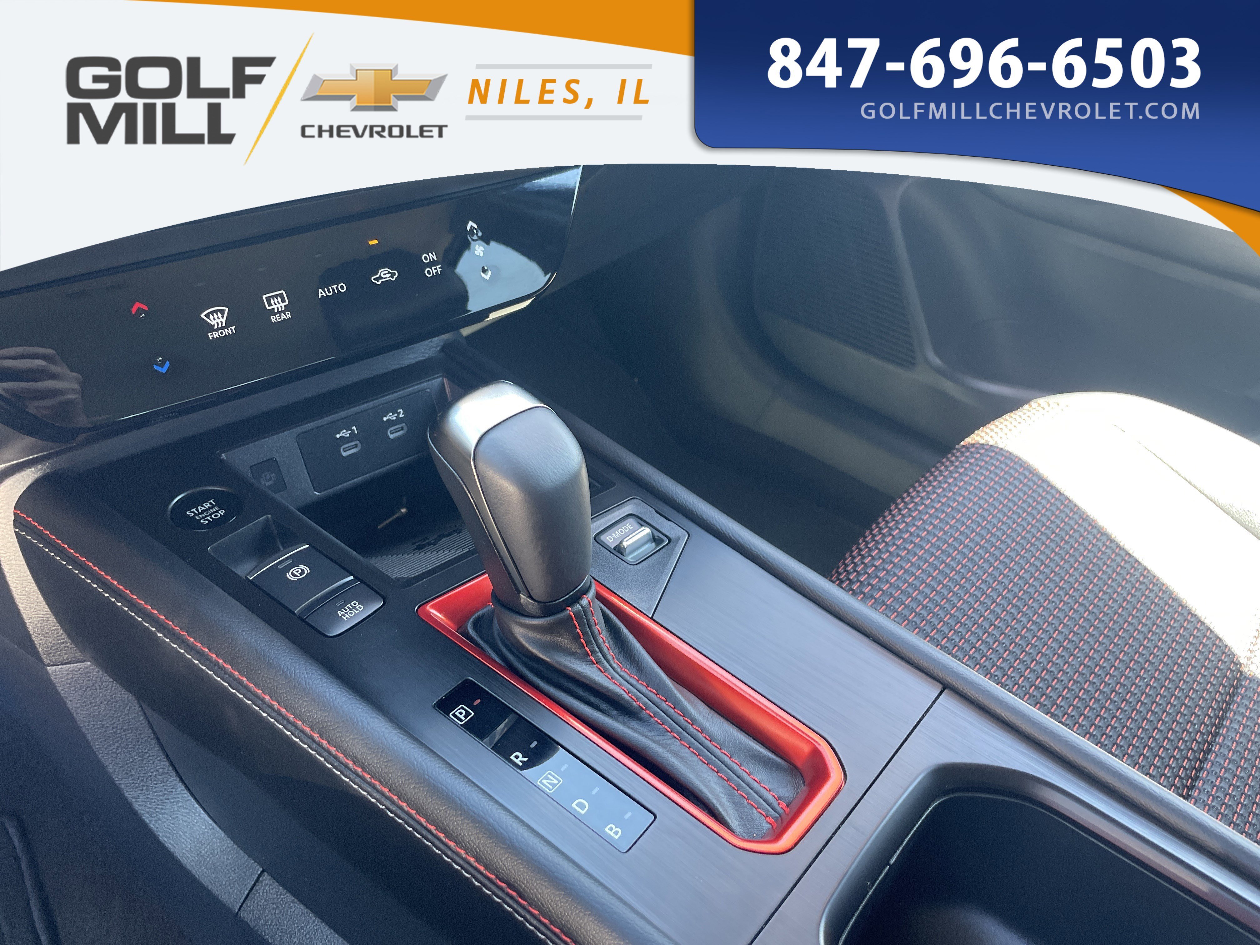 Used 2025 Super Black Nissan SR image 22