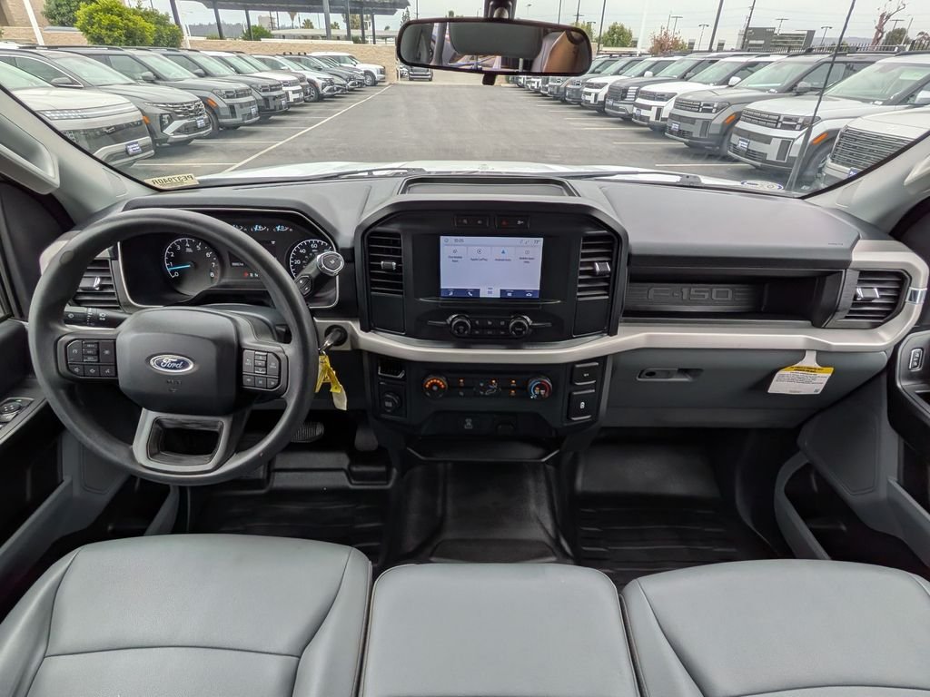 Used 2022 White Ford XL image 25