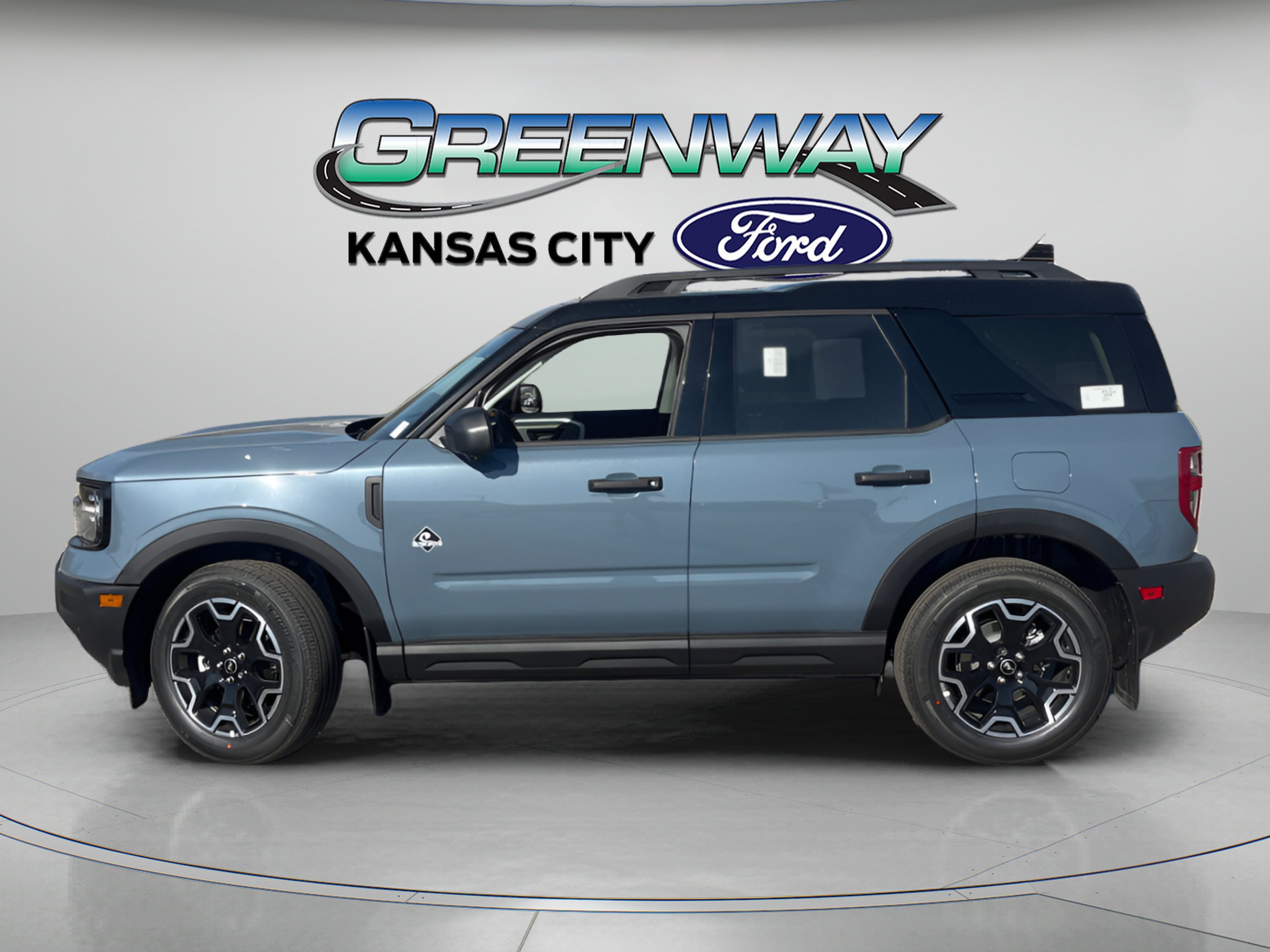 New 2026 Azure Gray Metallic Tri-Coat Ford Outer Banks® image 4