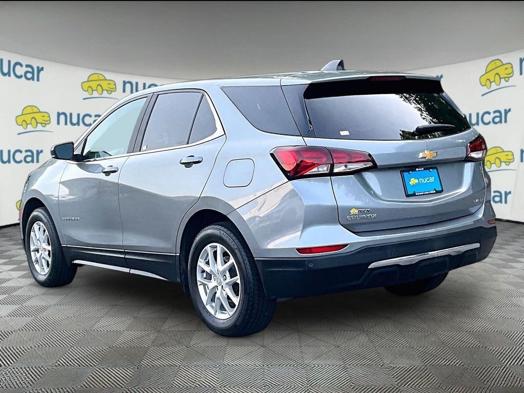 Used 2024 Gray Chevrolet LT image 4