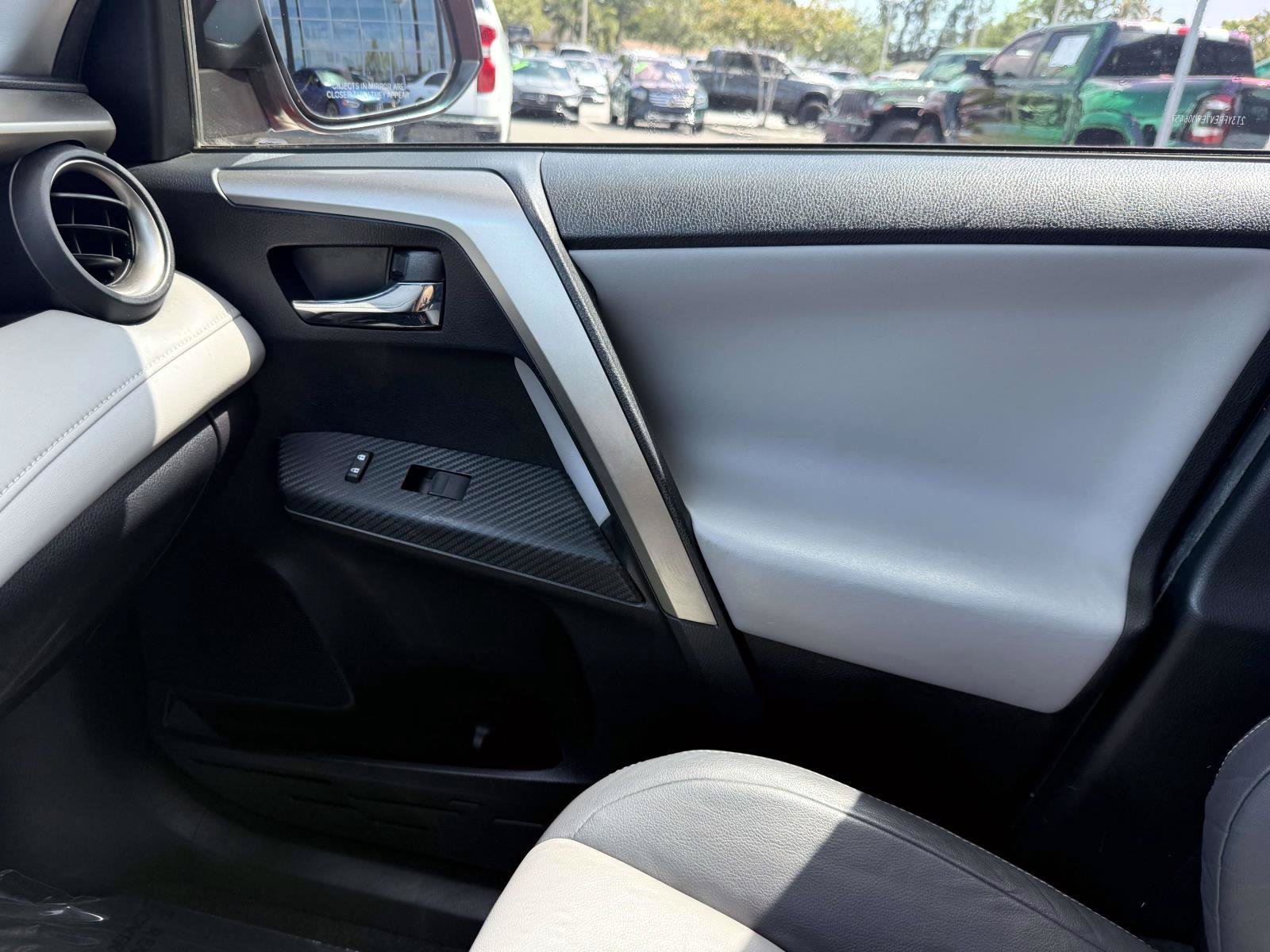 Used 2014 Barcelona Red Metallic Toyota Limited image 25