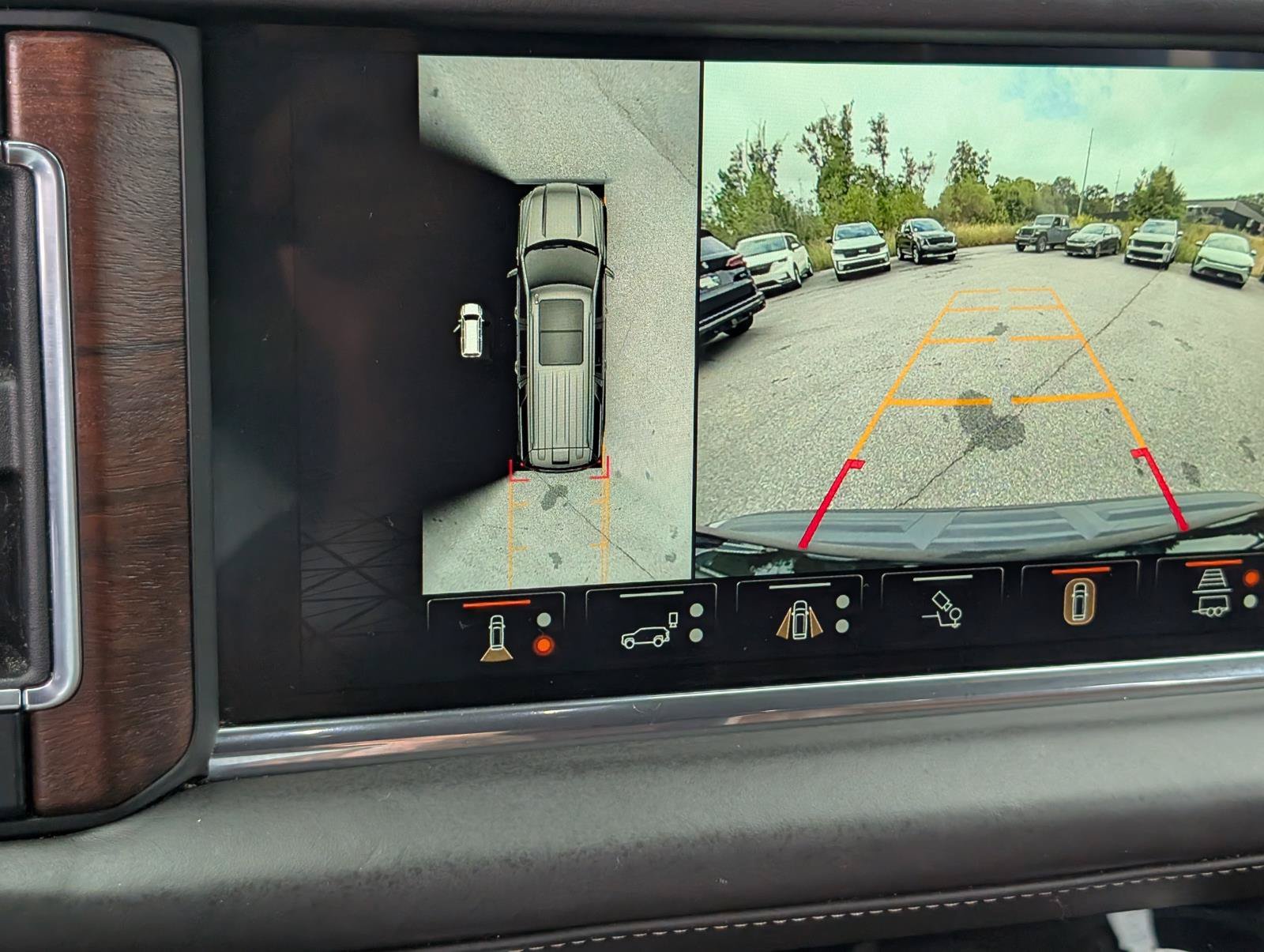 2023 GMC Yukon XL Denali Ultimate - Photo 29