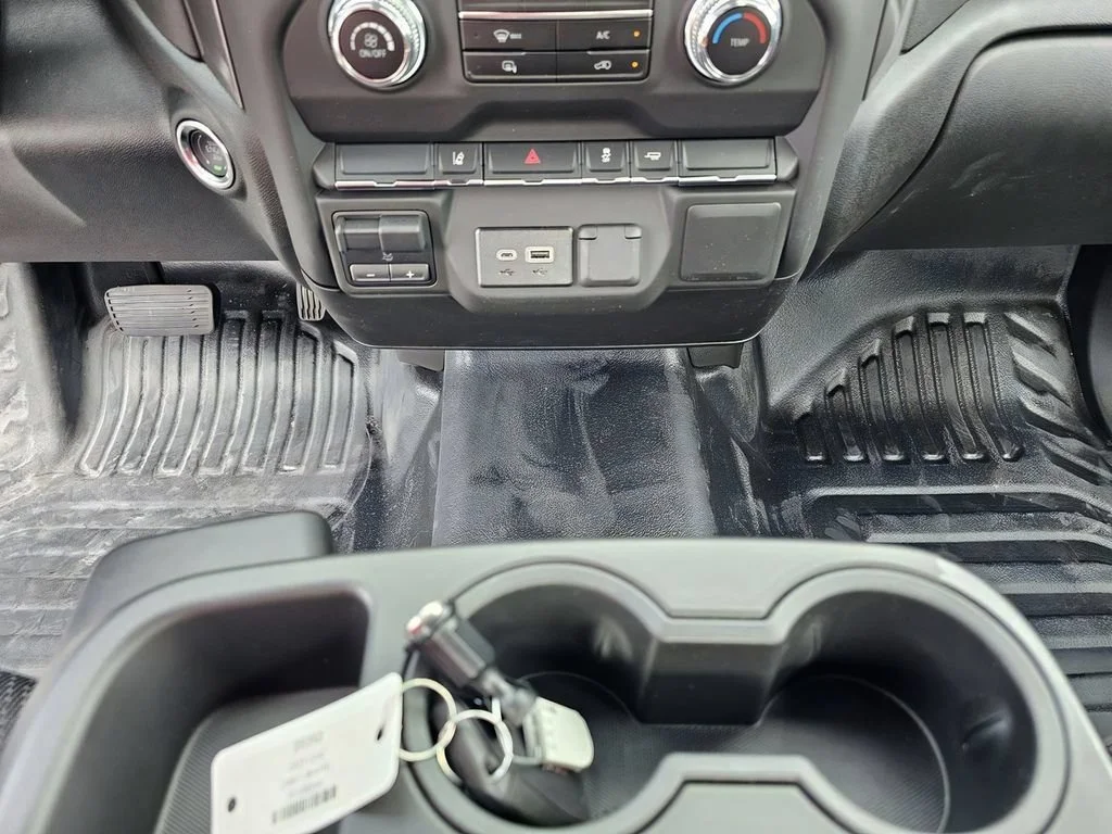 2025 GMC Sierra 2500HD Pro - Photo 26