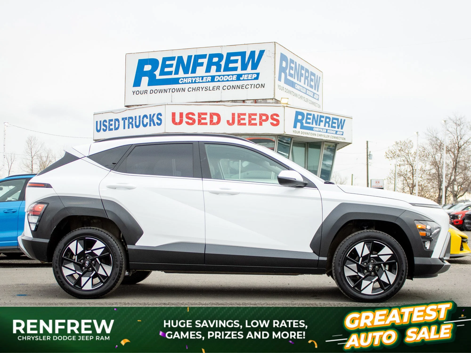 Used 2025 White Hyundai Preferred* AWD, Heated Seats & Wheel, Sunroof, Remote Start image 1