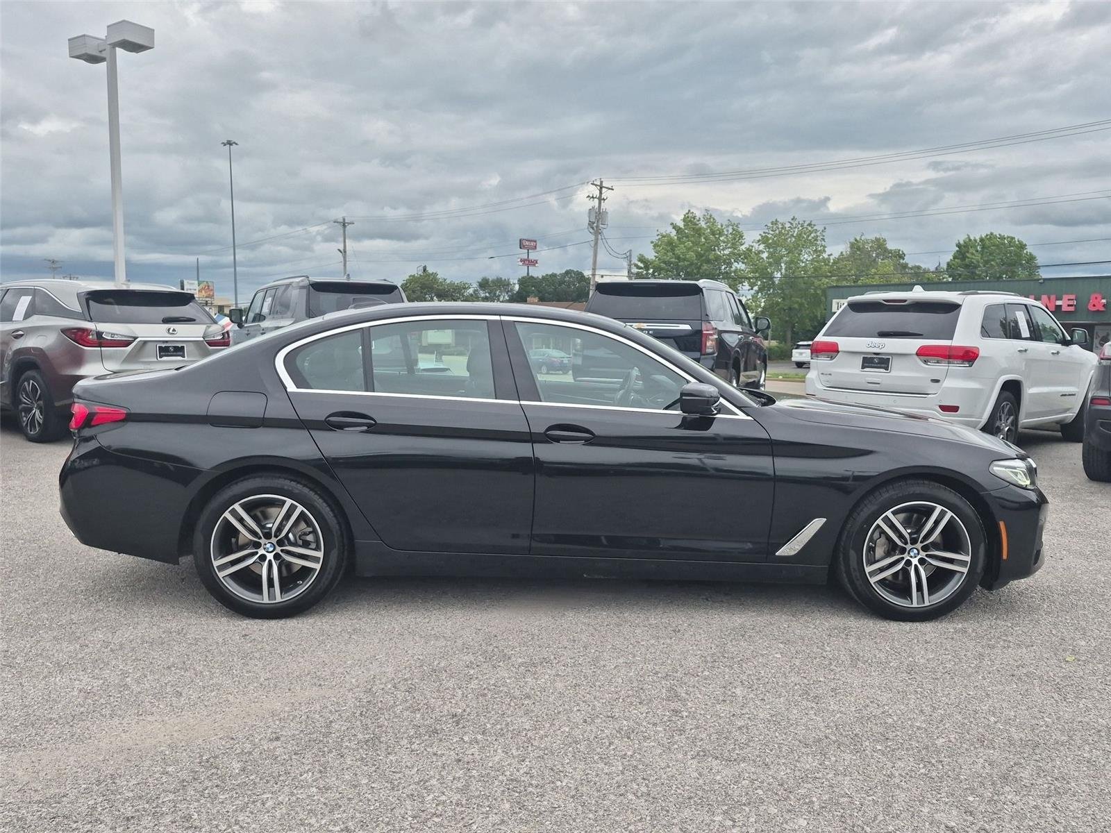 Used 2023 Black Sapphire Metallic BMW xDrive image 6