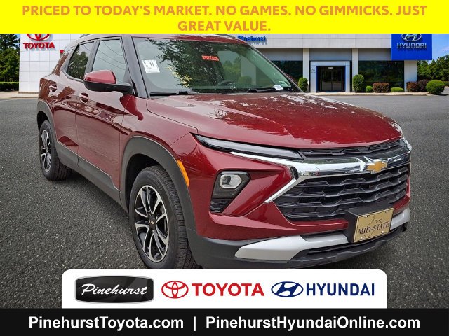 Used 2025 Red Chevrolet LT image 1