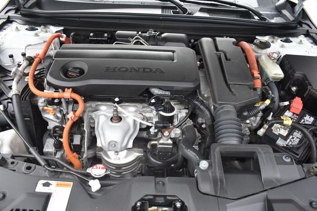 Used 2024  Honda Sport image 32