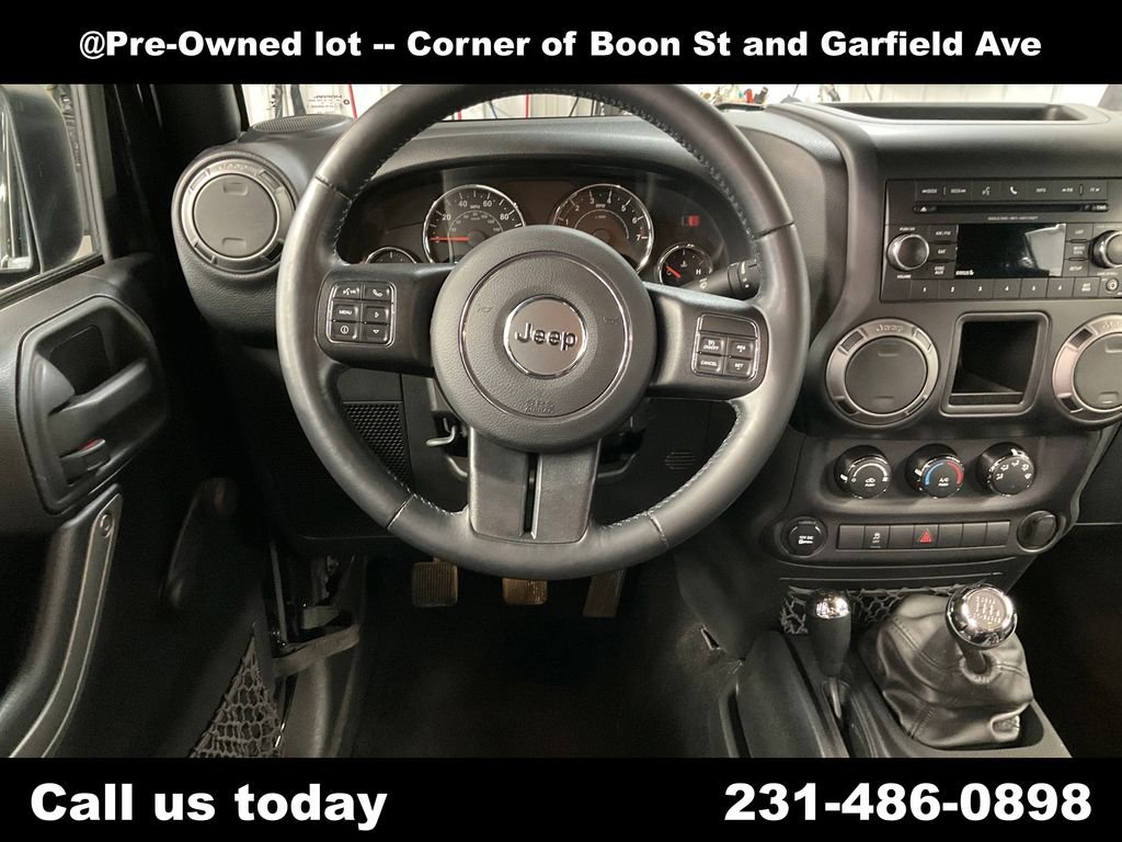 Used 2015 Black Jeep Unlimited Sport image 17