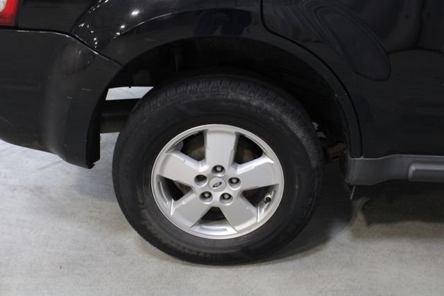 Used 2010 Black Ford XLT image 24