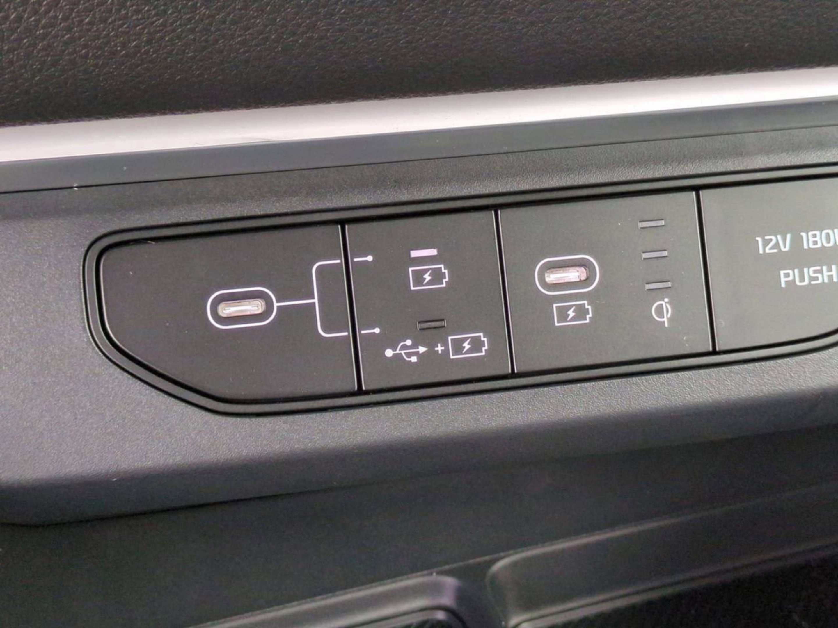 2026 Kia Carnival SX Prestige - Photo 29