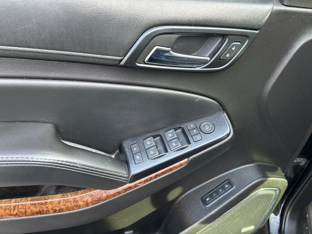 Used 2016 Black Chevrolet LTZ image 15