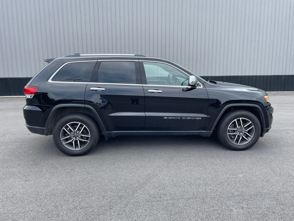 Used 2022 Black Jeep Limited image 5