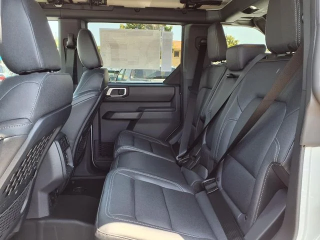 New 2026 Avalanche Gray Ford Badlands image 7