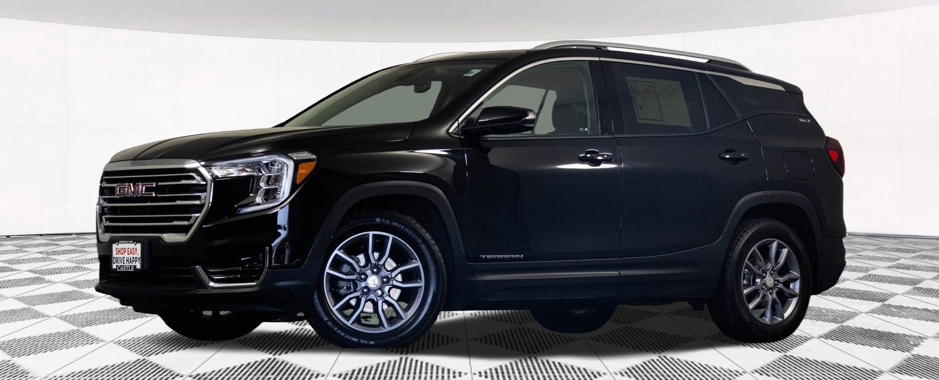 2023 GMC TERRAIN - Image 1