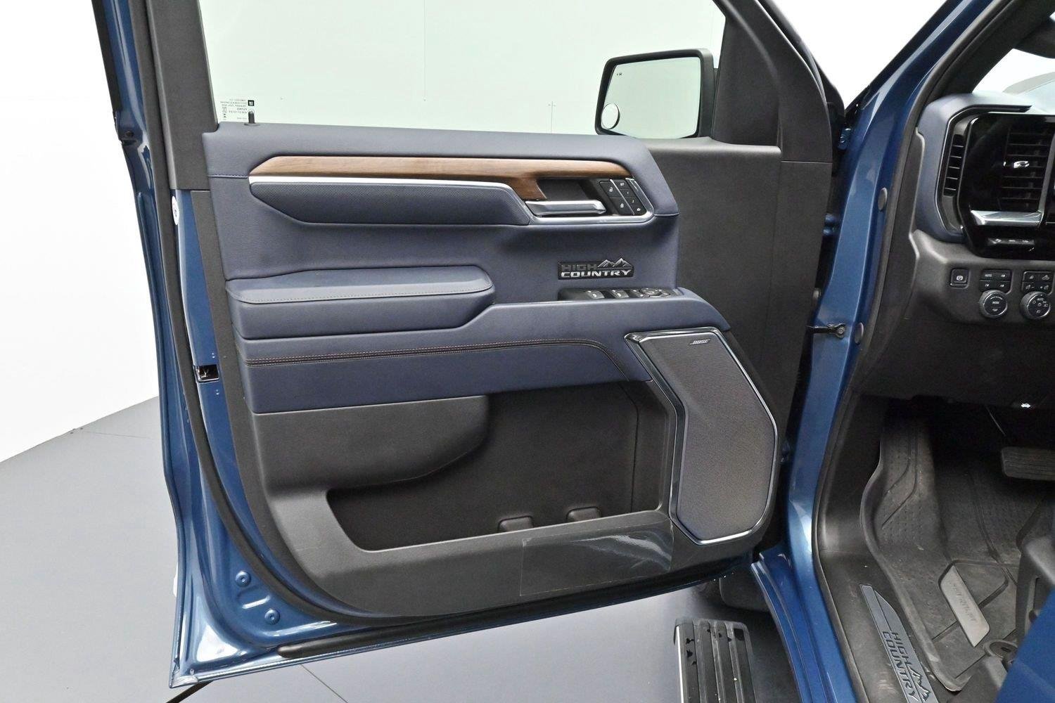 Used 2024 Lakeshore Blue Metallic Chevrolet High Country image 10