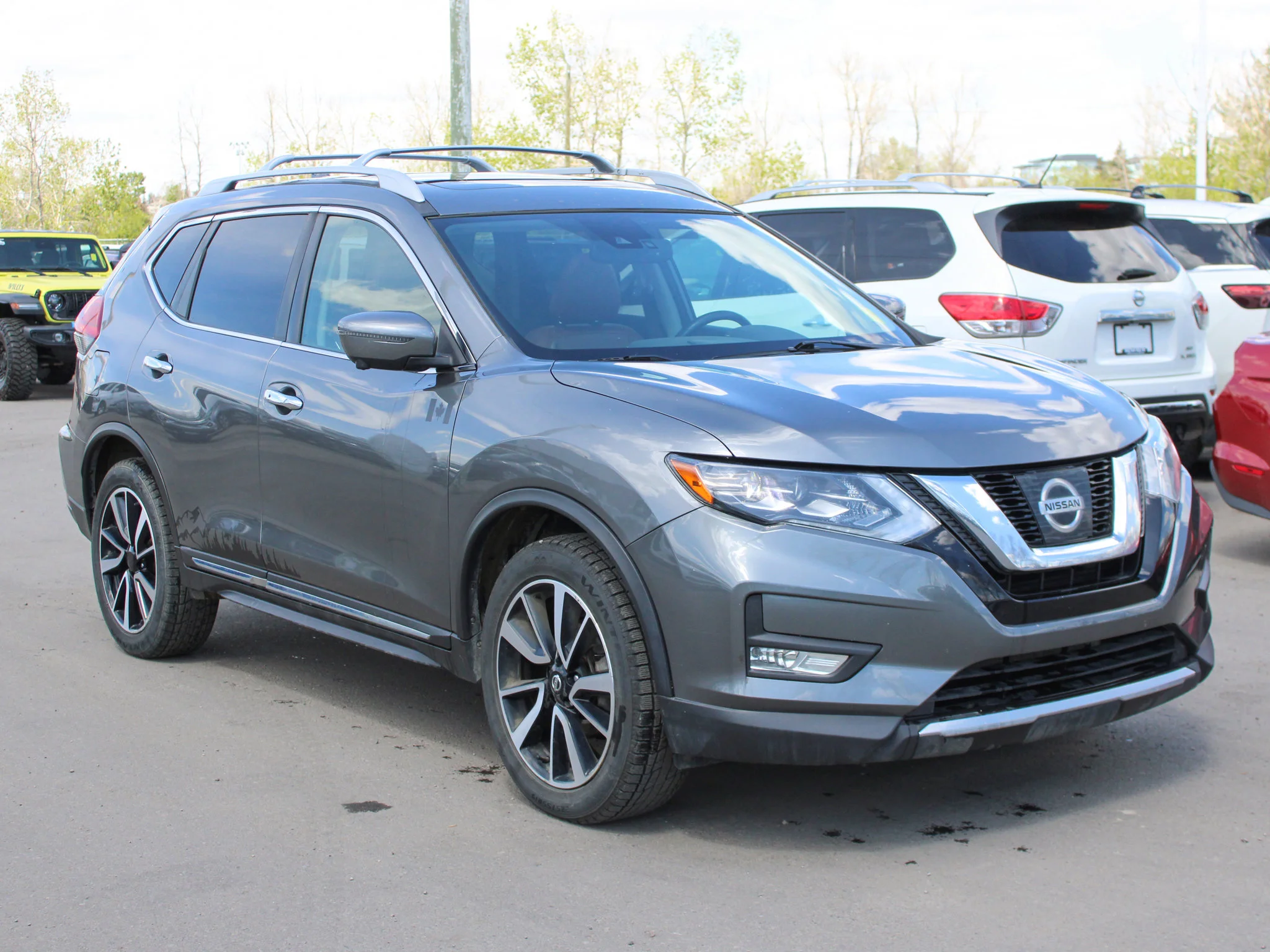 Used 2017 Grey Nissan SL * BOSE | Adaptive Cruise | Brown Heated Leather | Navigation | Remote Start | Panoramic Sunroof image 6