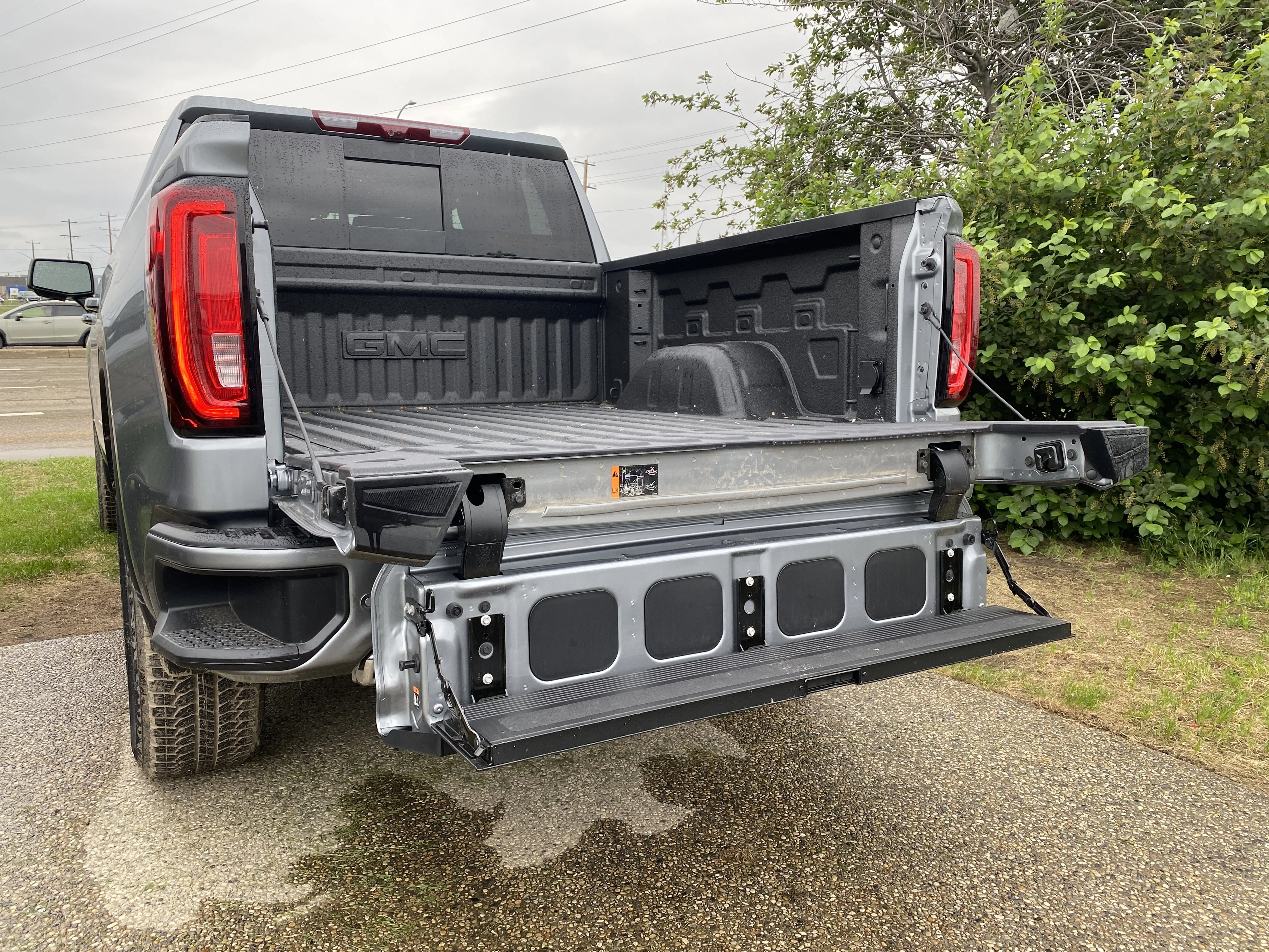 New 2026 STERLING METALLIC GMC AT4 image 4