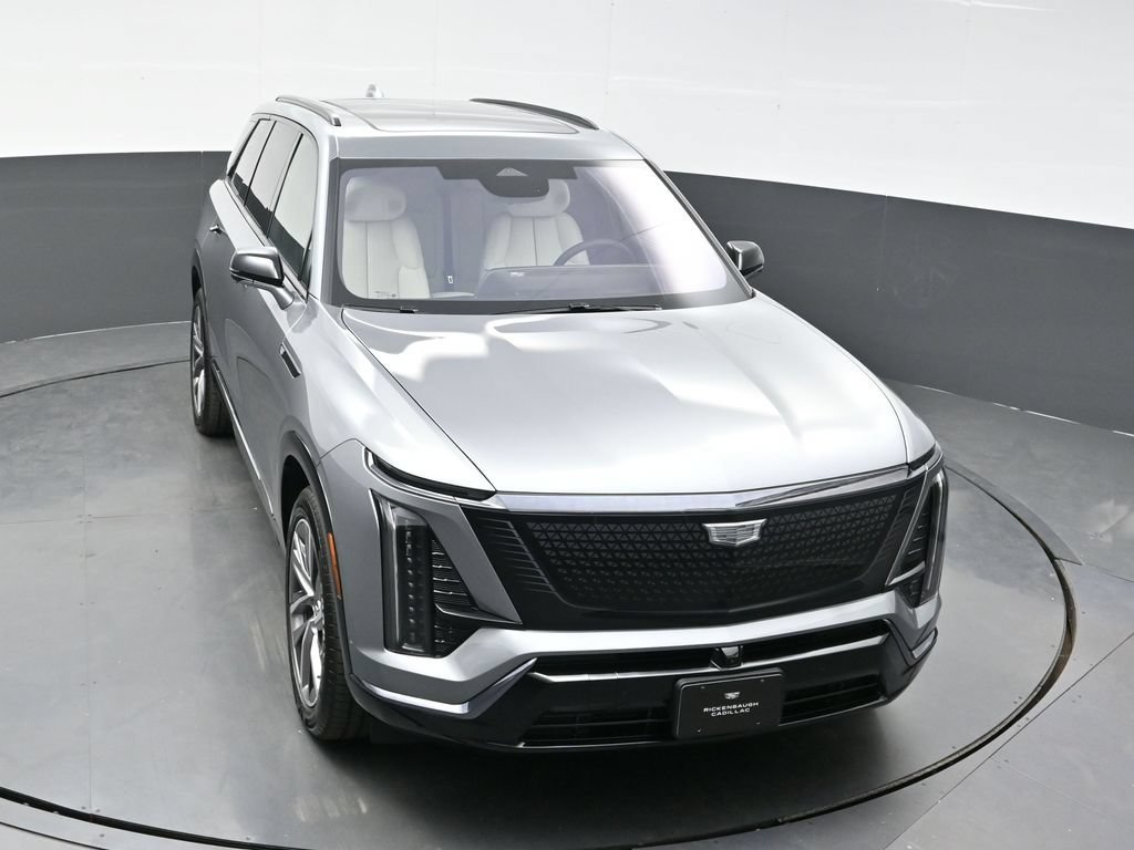 2026 Cadillac VISTIQ Sport - Photo 17