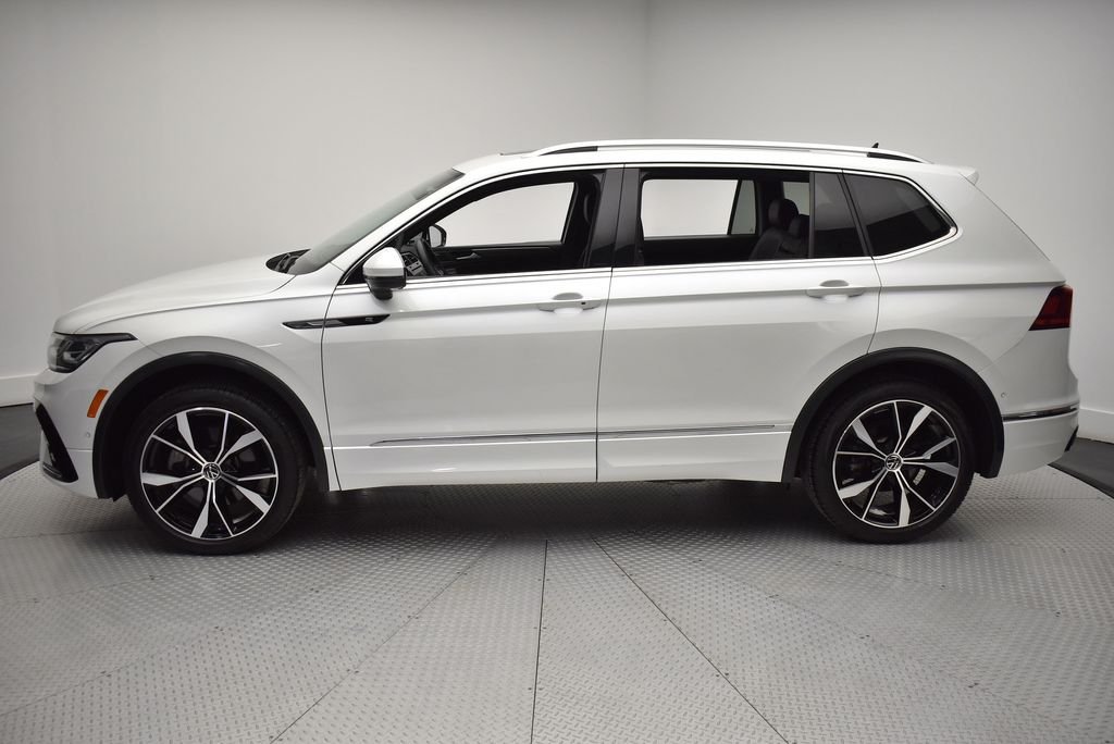 Used 2024 White Volkswagen 2.0T SEL R-Line image 8