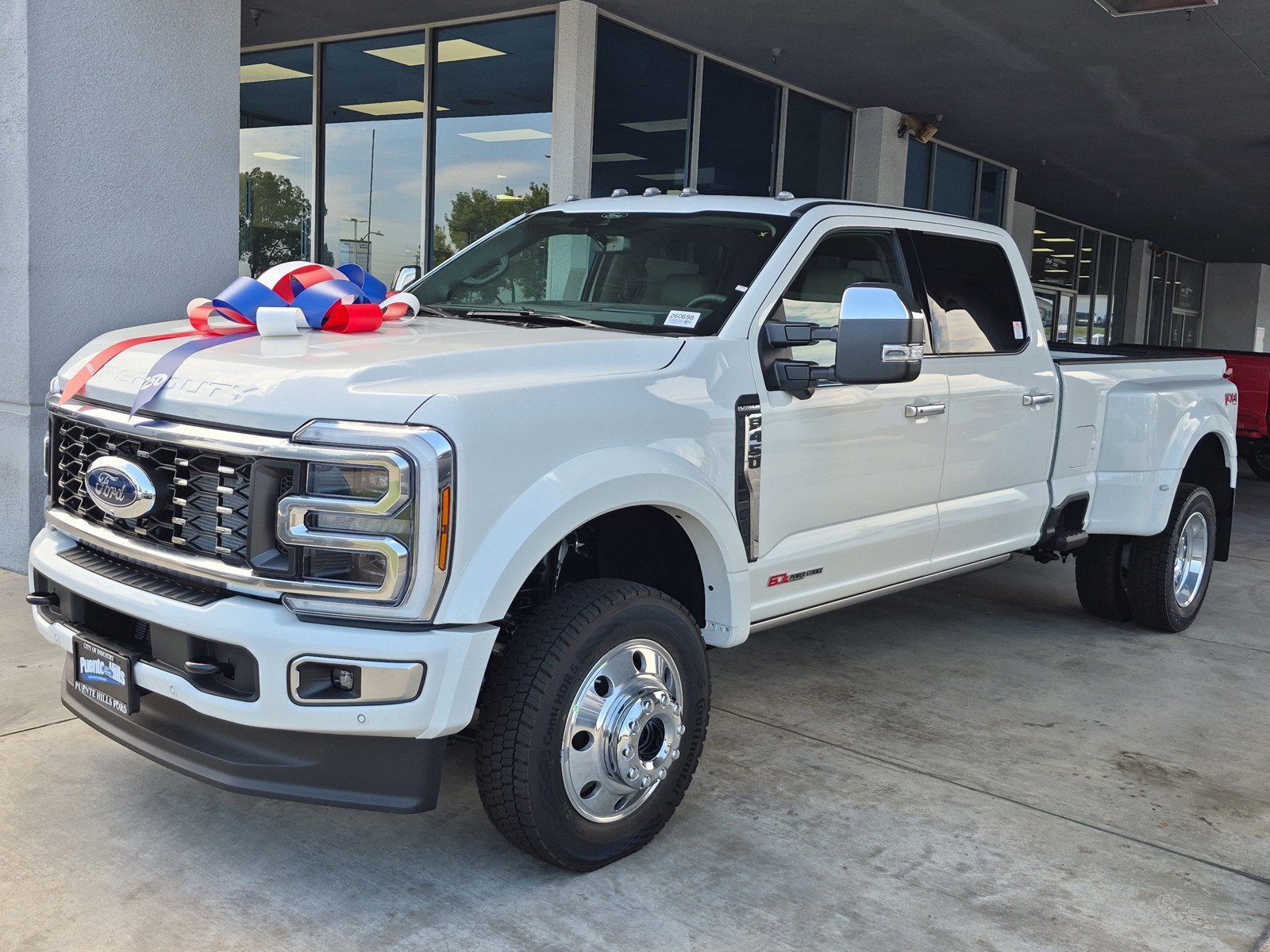 New 2026 Star White Metallic Tri-Coat Ford F-450® Platinum® image 3