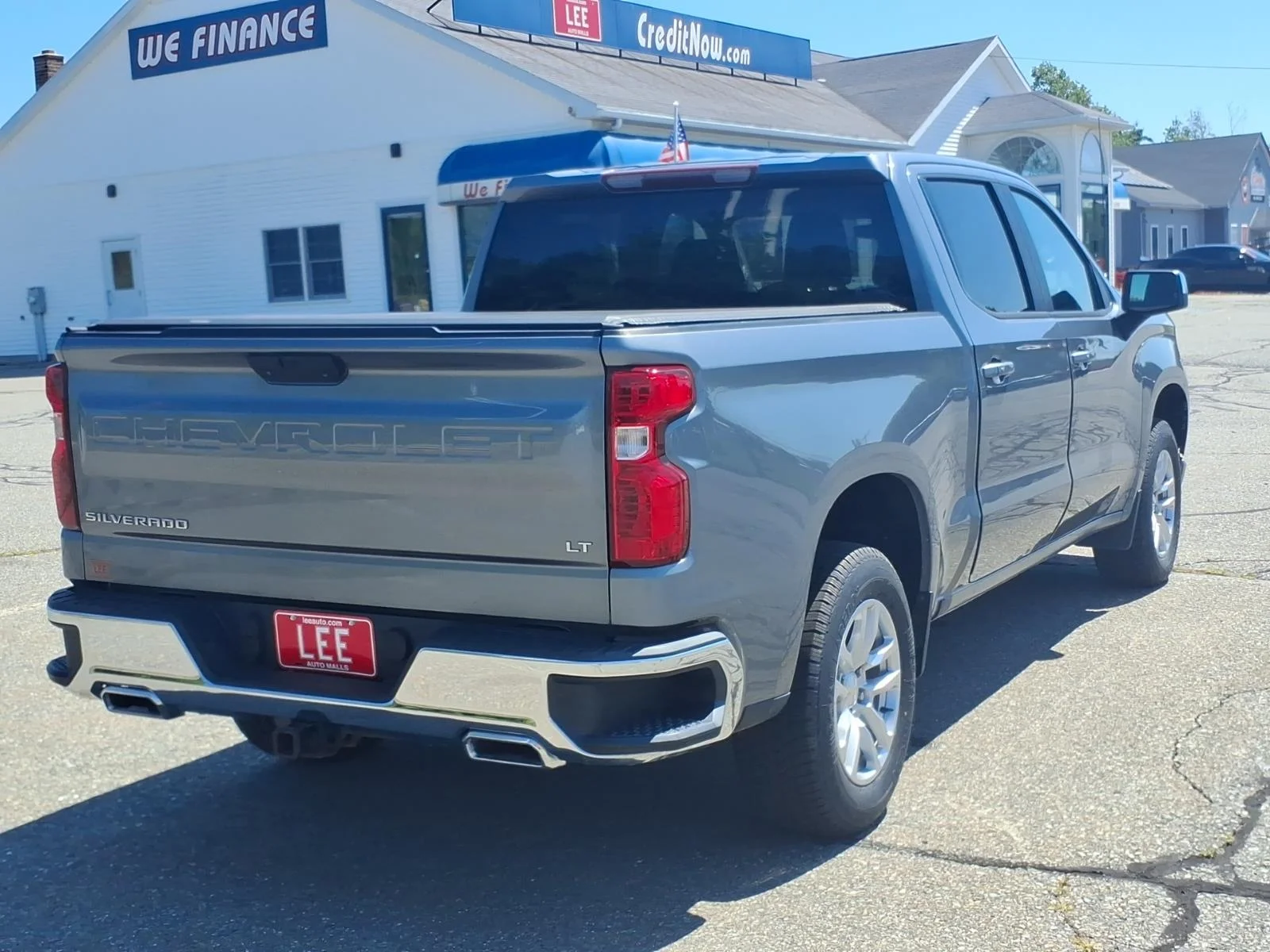 Used 2019 Steel Metallic Chevrolet LT image 5