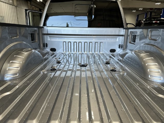 New 2027 Silver Ford XLT image 26