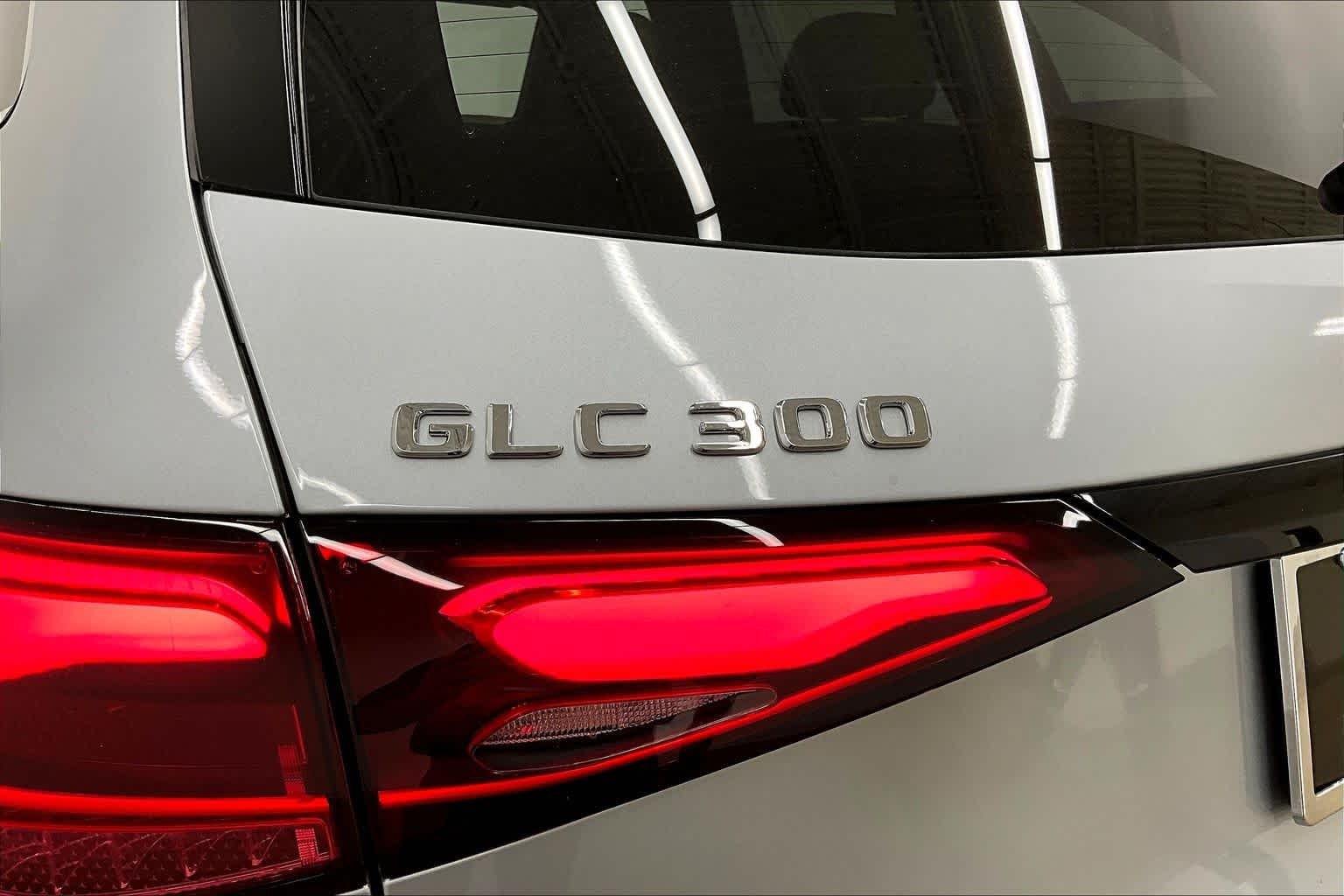 New 2026 Cirrus Silver Metallic Mercedes-Benz GLC 300 image 15